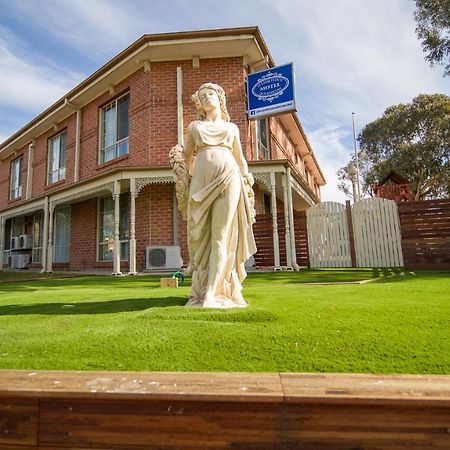 Hamilton'S Queanbeyan Motel מראה חיצוני תמונה