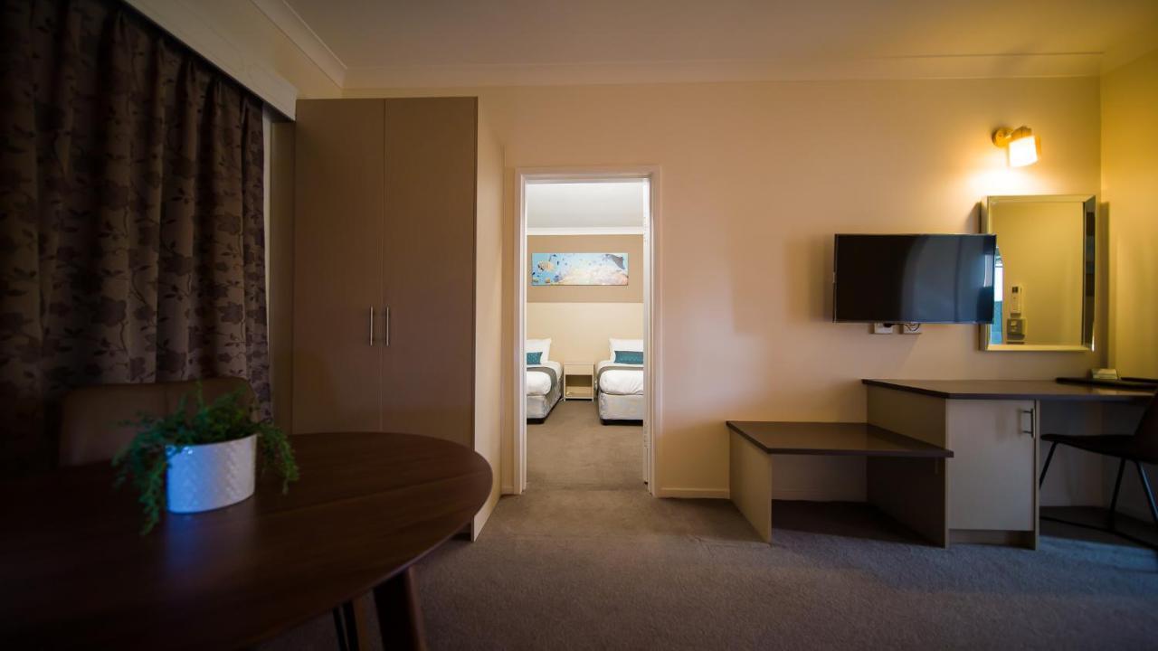 Hamilton'S Queanbeyan Motel מראה חיצוני תמונה