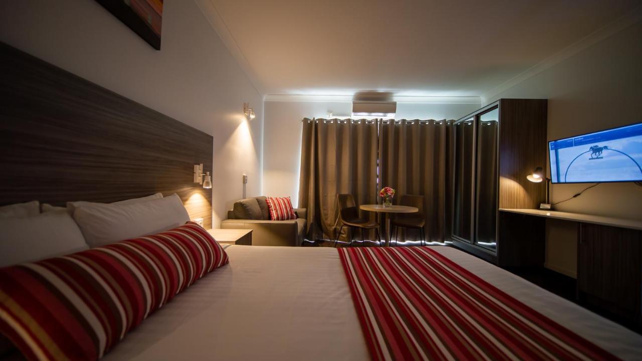Hamilton'S Queanbeyan Motel מראה חיצוני תמונה