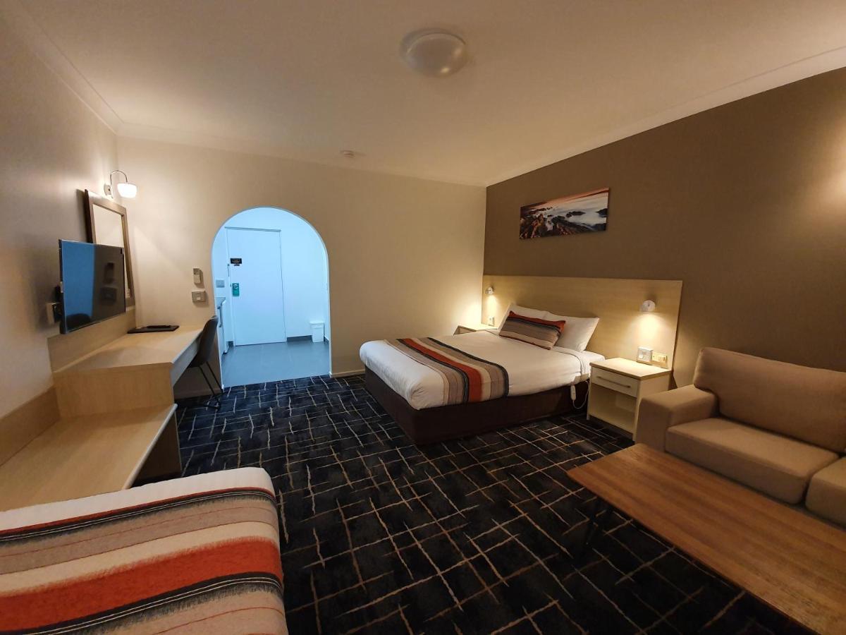 Hamilton'S Queanbeyan Motel מראה חיצוני תמונה