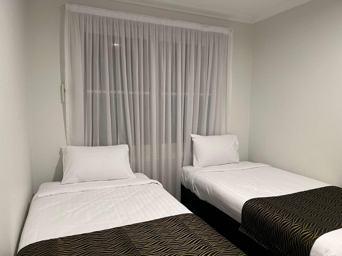 Hamilton'S Queanbeyan Motel מראה חיצוני תמונה