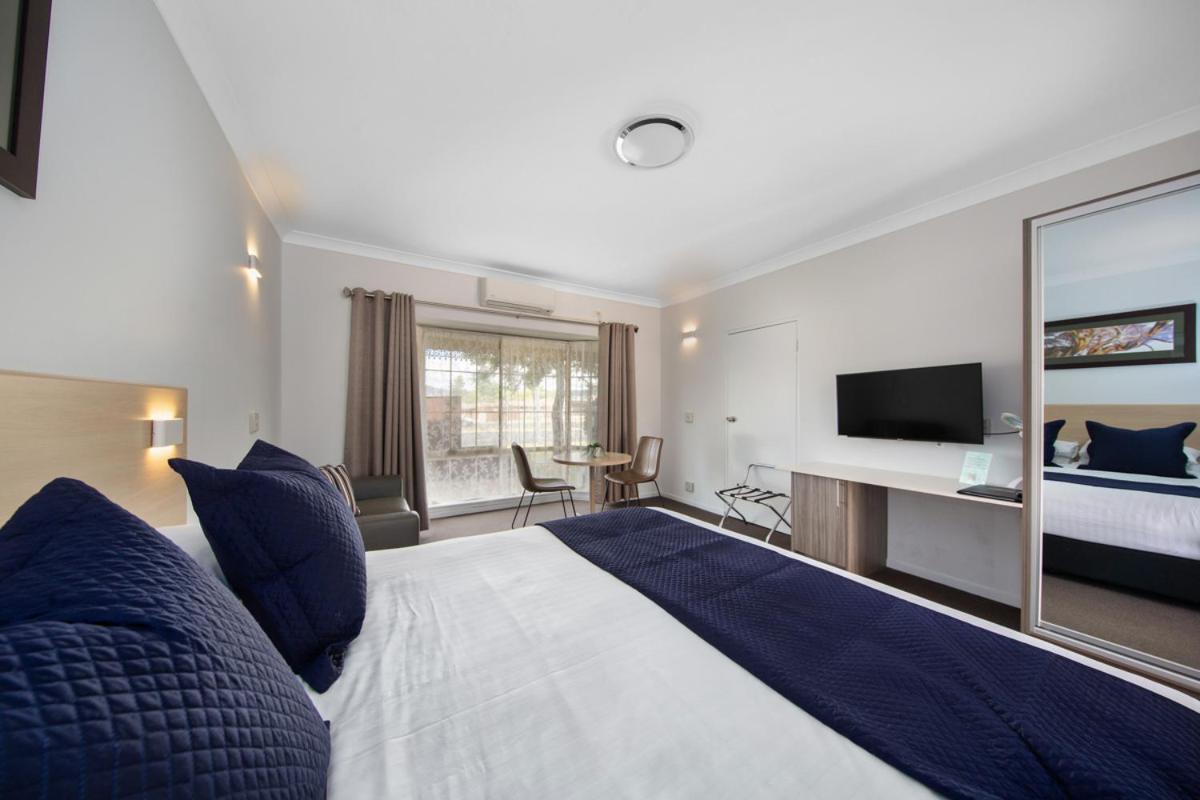 Hamilton'S Queanbeyan Motel מראה חיצוני תמונה
