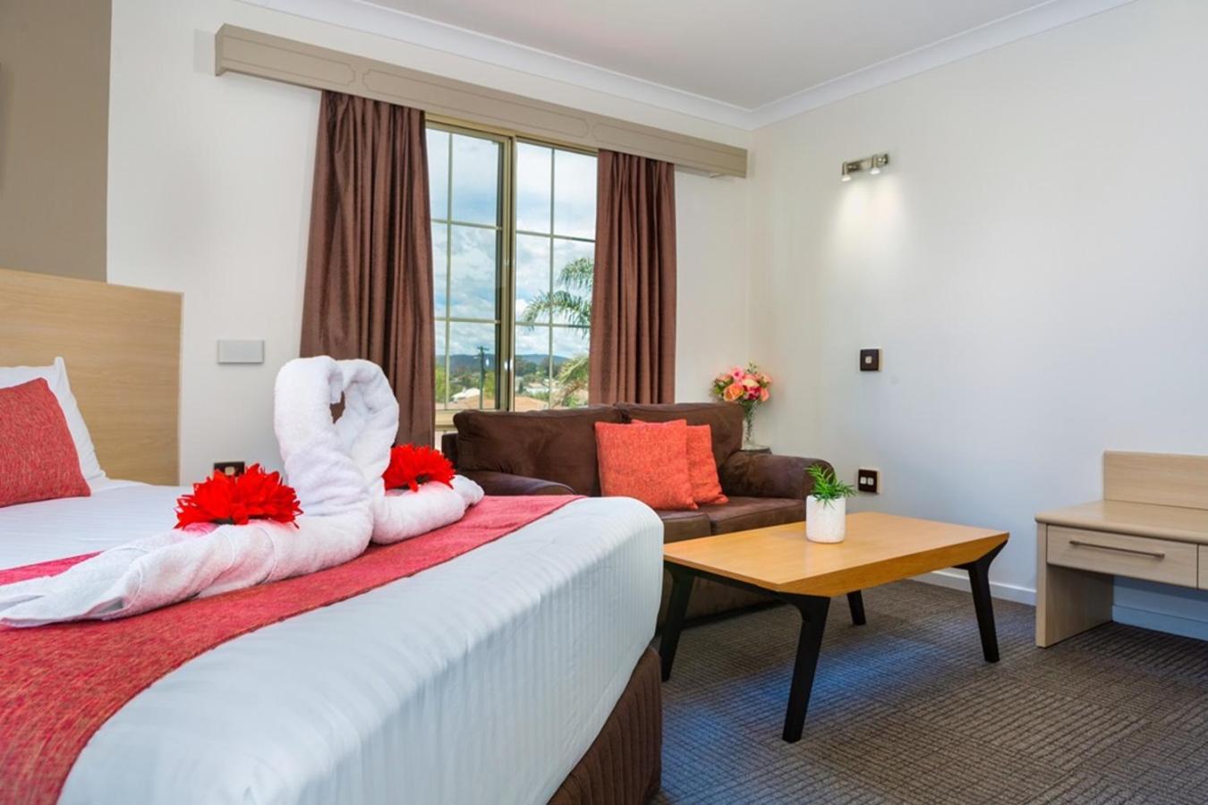 Hamilton'S Queanbeyan Motel מראה חיצוני תמונה